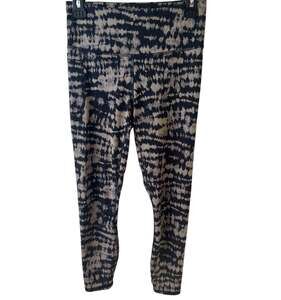 Under Armour Women's Motion Printed Ankle Leggings